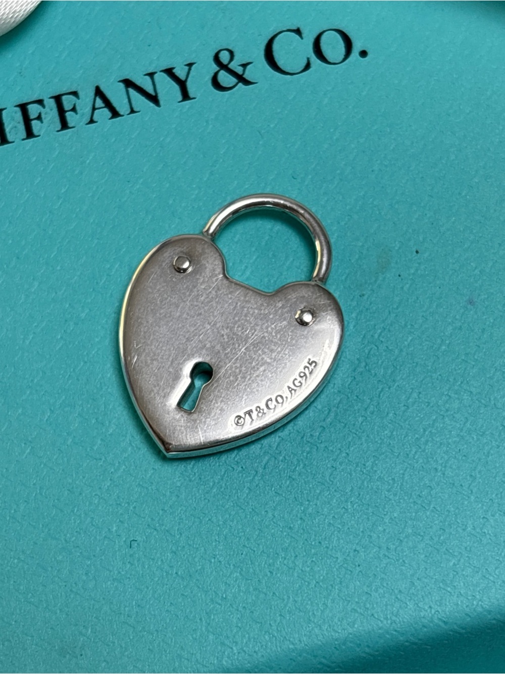 Tiffany & Co Medium Heart Lock Pendant + COA - Picture 3 of 6